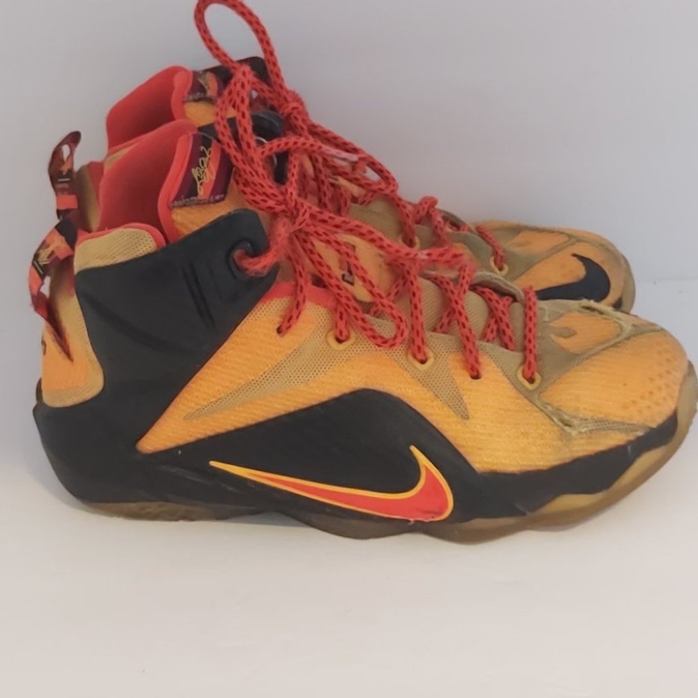 NIKE | Lebron 12 GS Witness Basketball Boys Sneakers Orange Black Size 3.5Y